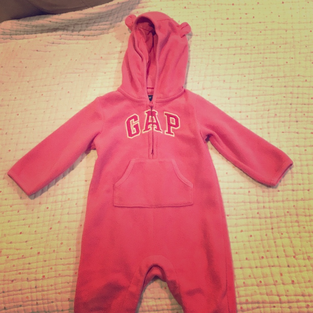 babyGap Jumper